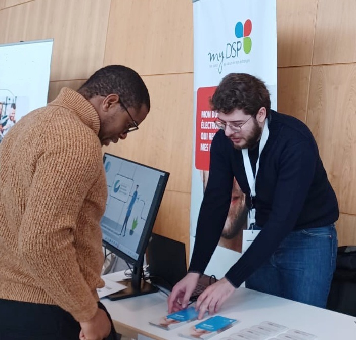 Agence eSanté meets the public at the Orientation Day